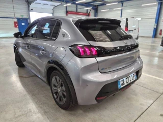 PEUGEOT E-208 208 e-208 136ch Roadtrip