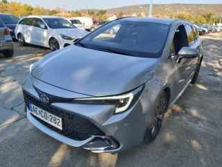 TOYOTA Corolla 1.8 Hybrid Comfort Style E-Cvt