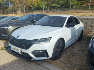 SKODA Octavia HYBRID 2.0 TSI 245HP RS