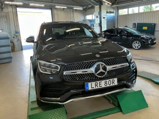 MERCEDES-BENZ GLC-Klass 300 e 4MATIC 320hk AMG Line Drag Burmester TEST LINK BELLOW