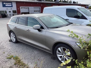 VOLVO V60 D3 150hk AWD Momentum Aut **WRECK**