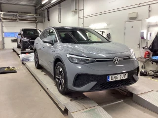 VOLKSWAGEN ID.5 Pro Performance 204hk AssistansPkt