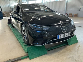 MERCEDES-BENZ Eqe 350 292hk 4Matic SE Edition AMG Line Premiumpaket Luft Burmester Drag