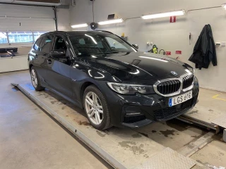 BMW 3-SERIE 330e xDrive Touring Connected Auto ** Test link down below