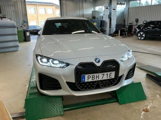 BMW I4 M50 xDrive 544hk M Sport Fully Charged Drag Läder H&K