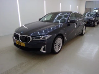 BMW 5 Serie Sedan 530e Business Edition Plus Luxury 4d