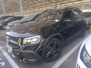 MERCEDES BENZ GLB