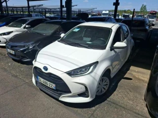 Toyota YARIS HYBRIDE HYB