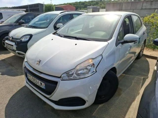 Peugeot 208 AFFAIRE societe