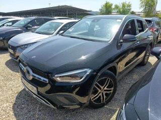 MERCEDES BENZ GLA