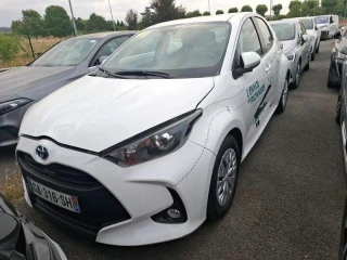 Toyota YARIS HYBRIDE