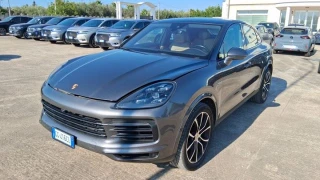 Porsche CAYENNE COUPE