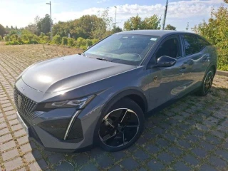 Peugeot 408 HYB