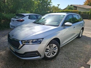 Skoda OCTAVIA COMBI break