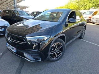 MERCEDES BENZ EQA