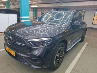 Mercedes GLC