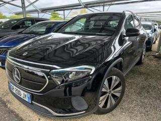 MERCEDES BENZ EQA