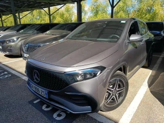 MERCEDES BENZ EQA