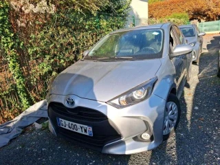 Toyota YARIS HYBRIDE