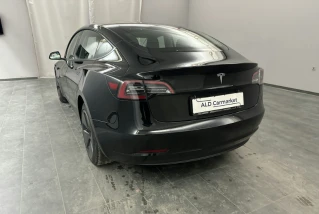 Tesla Model 3 Standard Range Plus RWD