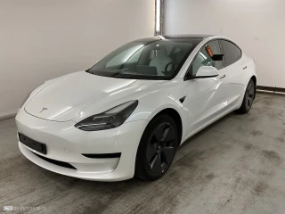 Tesla Model 3 Standard Range Plus RWD