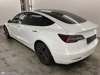 Tesla Model 3 Standard Range Plus RWD