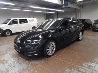 Skoda OCTAVIA 2.0 TDI 110KW STYLECOMBI DSG