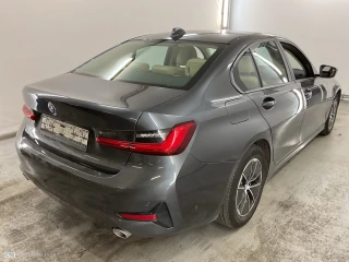 BMW 3 SERIES BERLINE 2.0 318DA (110KW)