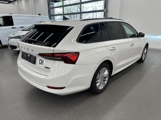 Skoda Octavia 1.0 TSI MHEV AMBITION