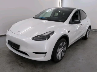 Tesla Y Standard Range RWD