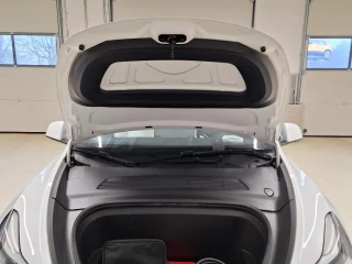 Tesla Y 75KWH  AUTO 4WD