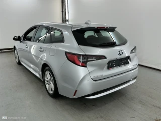 Toyota Corolla 1.8 Hybrid 