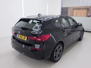 BMW Series 1 118iA Corporate Executive Sport 5d