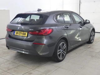 BMW Series 1 118iA Business Edition 5d
