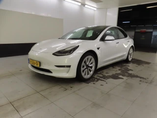 Tesla Model 3 Long-Range Dual Motor 4WD