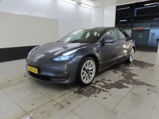 Tesla Model 3 Long-Range Dual Motor 4WD