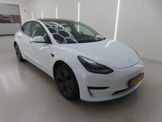 Tesla Model 3 Standard Range Plus RWD