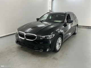 BMW Series 3 Touring 2.0 320E