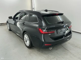 BMW Series 3 Touring 2.0 320E
