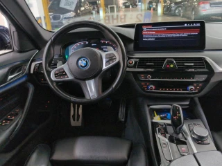 BMW 5-serie 2.0 530E 200KW XDRIVE AUTO TOURING