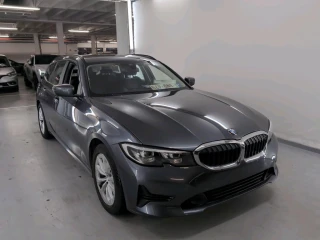 BMW Series 3 Touring 2.0 318DA (100KW)