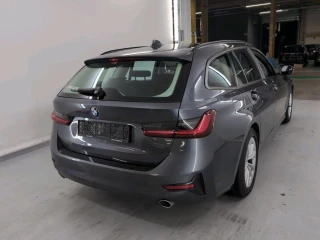 BMW Series 3 Touring 2.0 318DA (100KW)