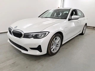 BMW Series 3 330eA PHEV