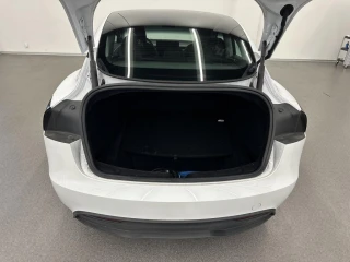 Tesla Model 3 Long-Range Dual Motor 4WD
