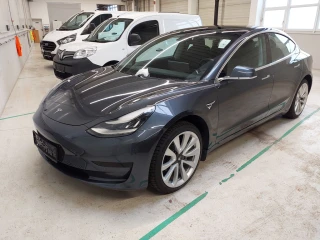 Tesla Model 3 Standard Range Plus RWD