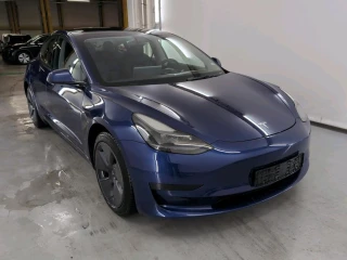Tesla Model 3 Standard Range Plus RWD
