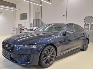 Jaguar XE 2.0 T AWD