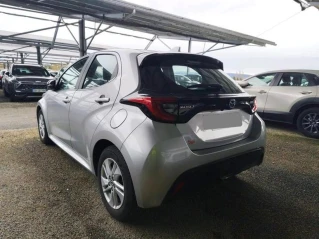 Mazda  2 Hybrida