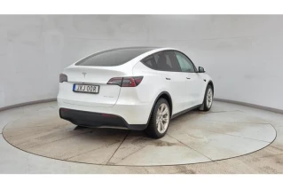 Tesla Y Model Long Range AWD