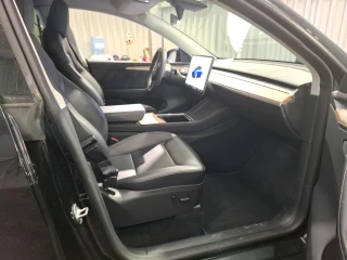 Tesla Y Model Long Range AWD